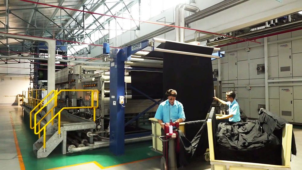 Finishing mill